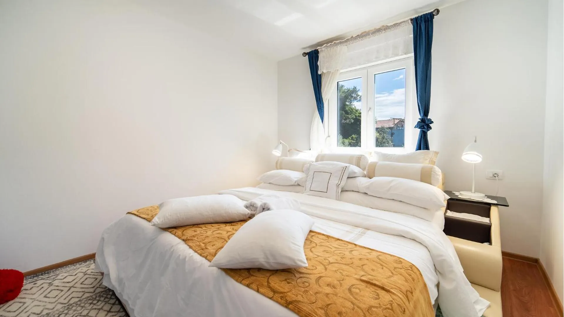 Gorgeous Apartment In Sukosan With Wifi