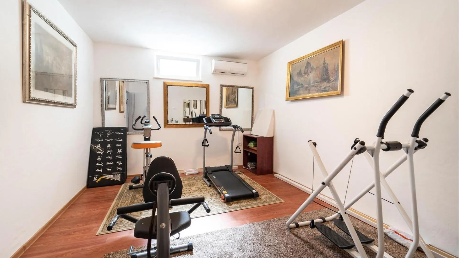 Gorgeous Apartment In Sukosan With Wifi